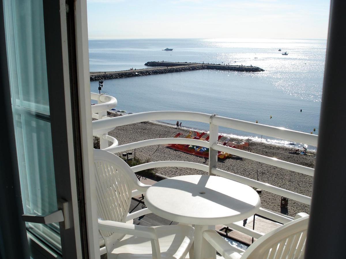 Hotel Villa De Laredo Fuengirola Ngoại thất bức ảnh