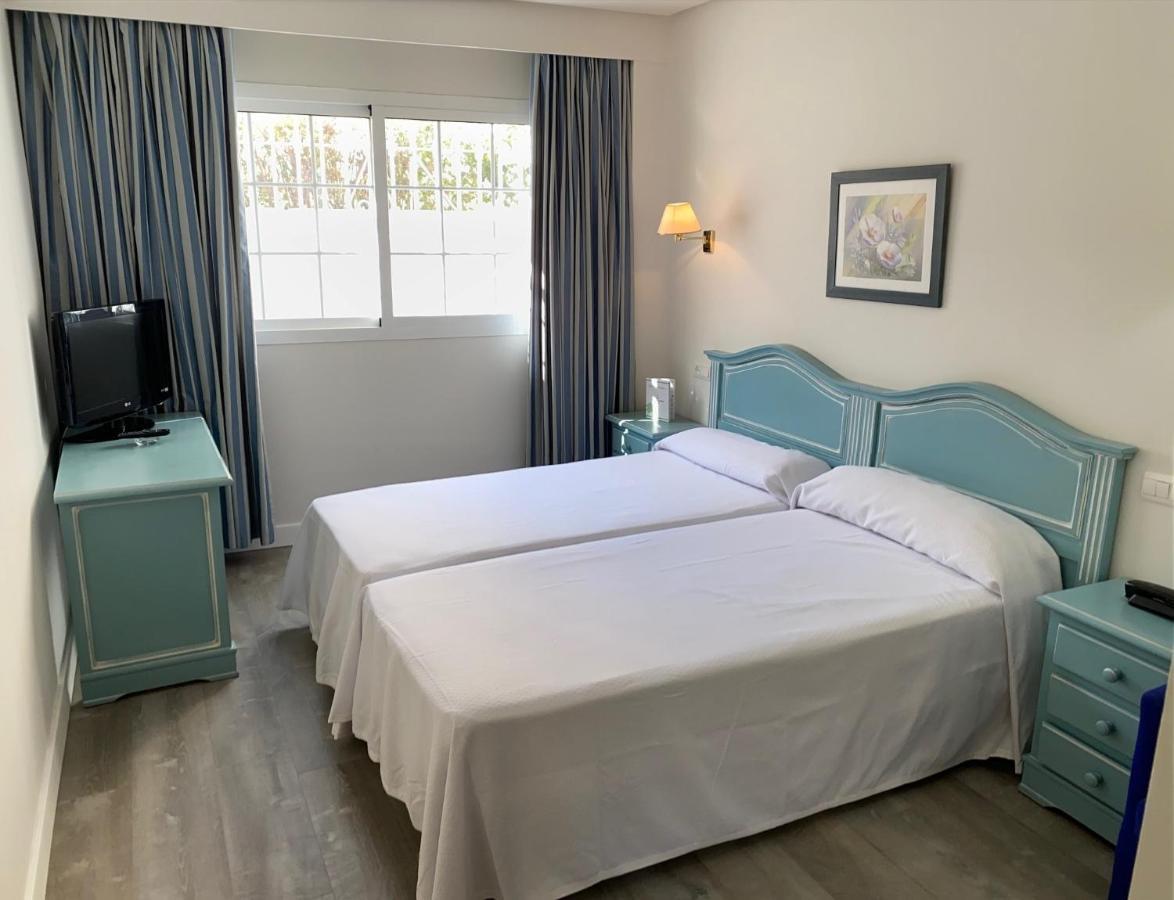 Hotel Villa De Laredo Fuengirola Ngoại thất bức ảnh