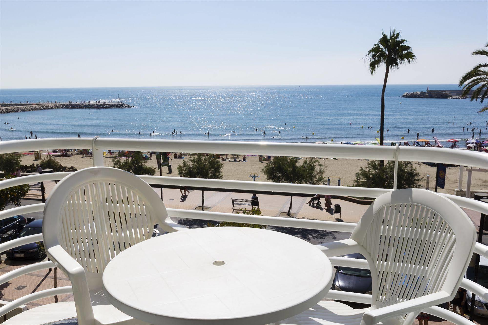 Hotel Villa De Laredo Fuengirola Ngoại thất bức ảnh