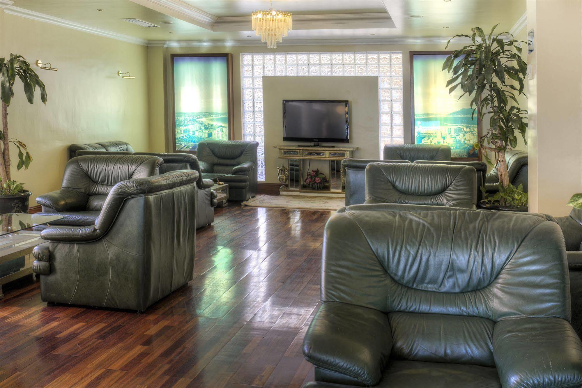 Hotel Villa De Laredo Fuengirola Ngoại thất bức ảnh