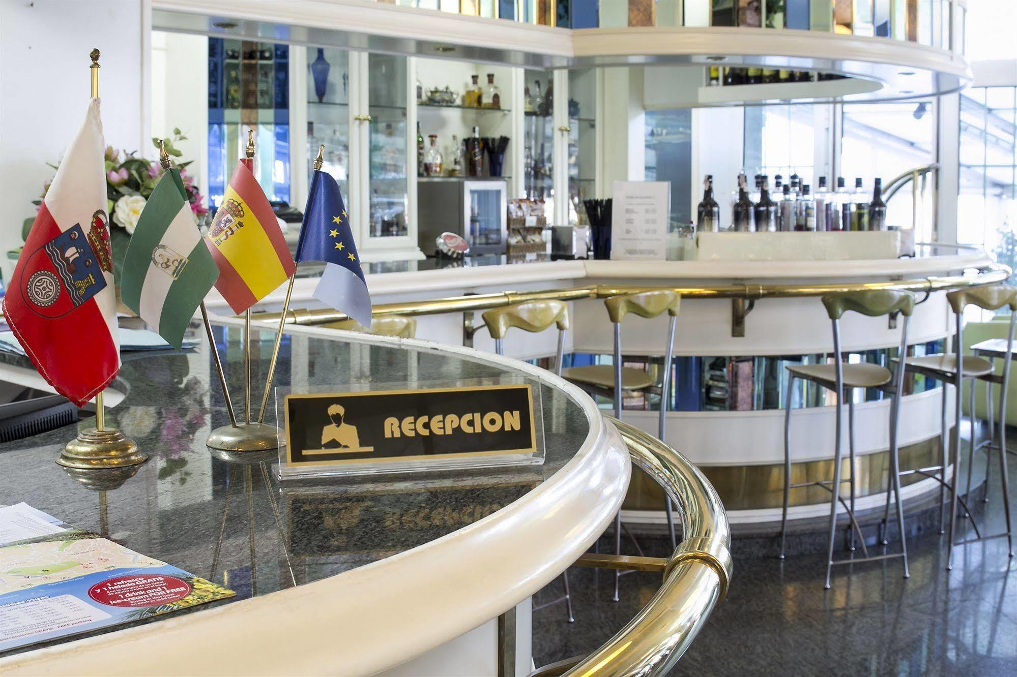 Hotel Villa De Laredo Fuengirola Ngoại thất bức ảnh